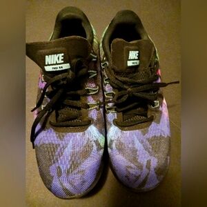 Nike Soltice walking shoes